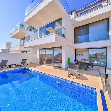 Villa Soft 8